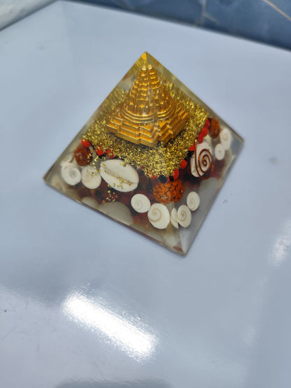 Pyramid Shree Yantra